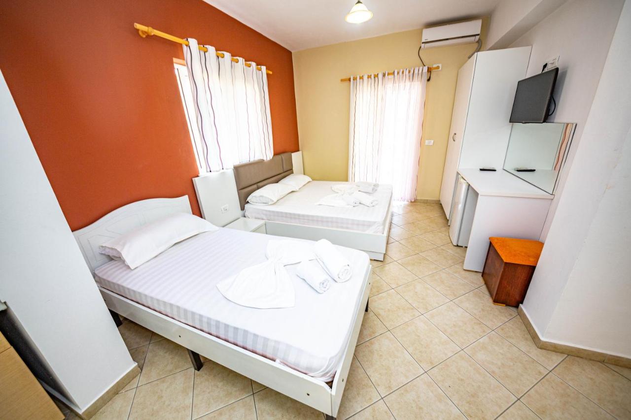 Ideal Aparthotel Saranda Ngoại thất bức ảnh